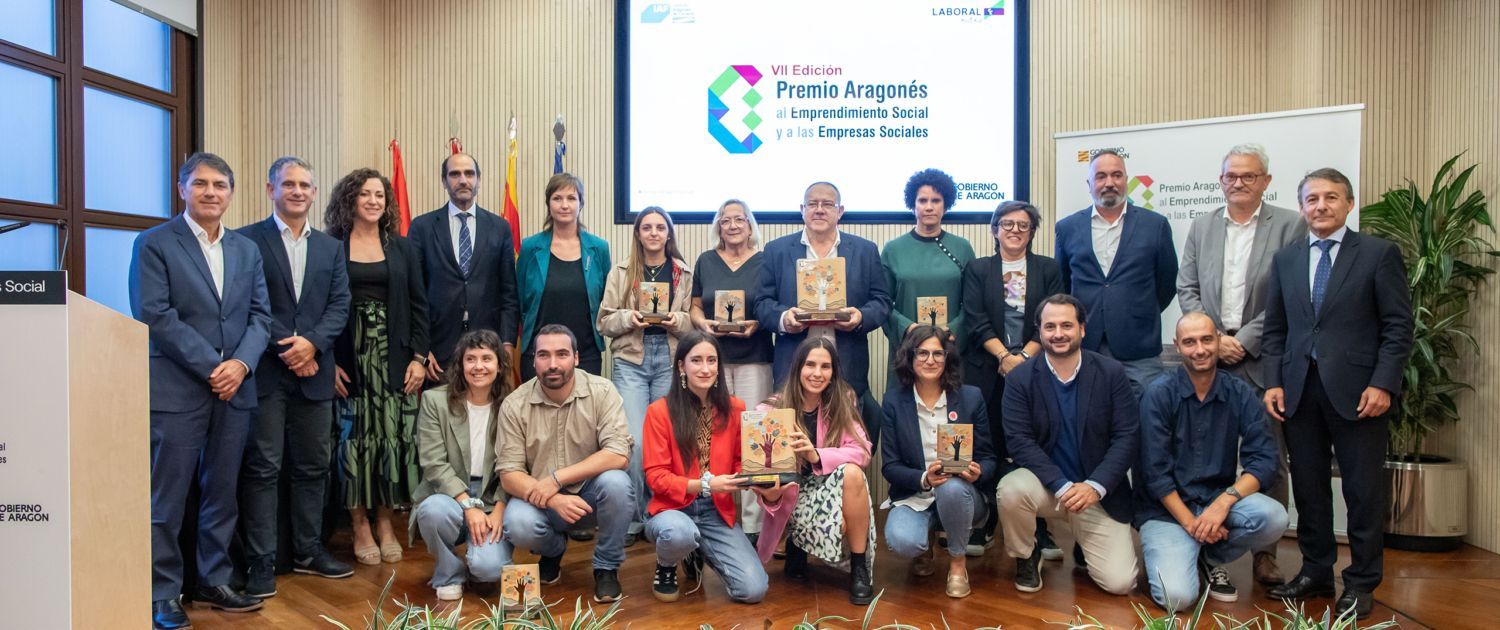FOTO-FAMILIA-Premio-Aragon-Social